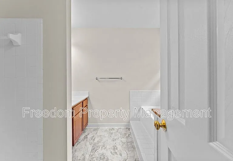8644 Sanderling Dr — Photo 46