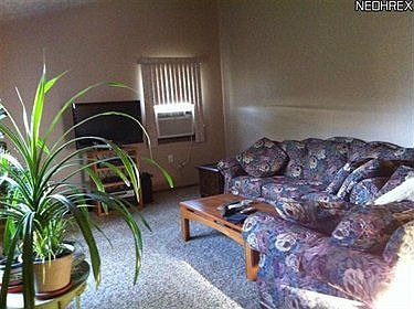 3rd image of 46558 Dogwood Cir
