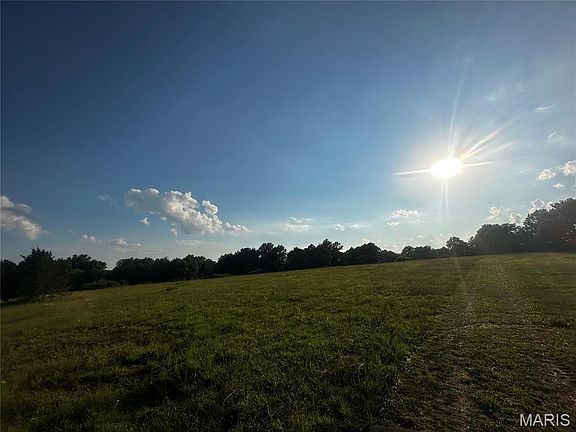 3rd image of TRACT 1A 935 Audrain Rd