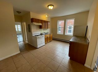 204-206 Magnolia St #3L, Hartford, CT 06112