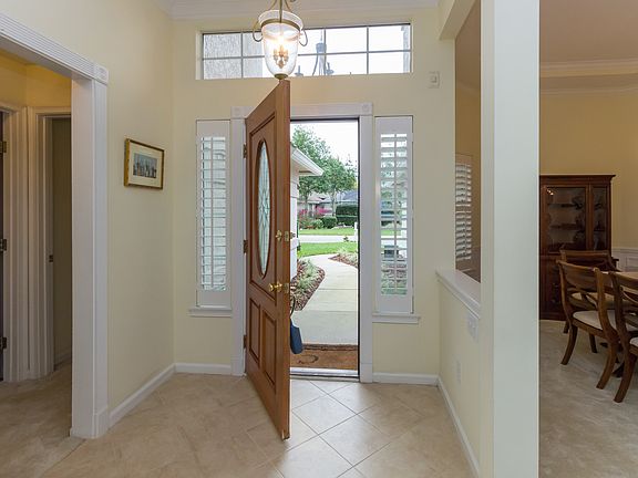 2nd image of 1568 Harbour Club Dr