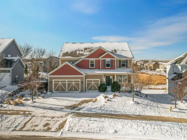9198 Lakeside Dr, Victoria, MN 55386