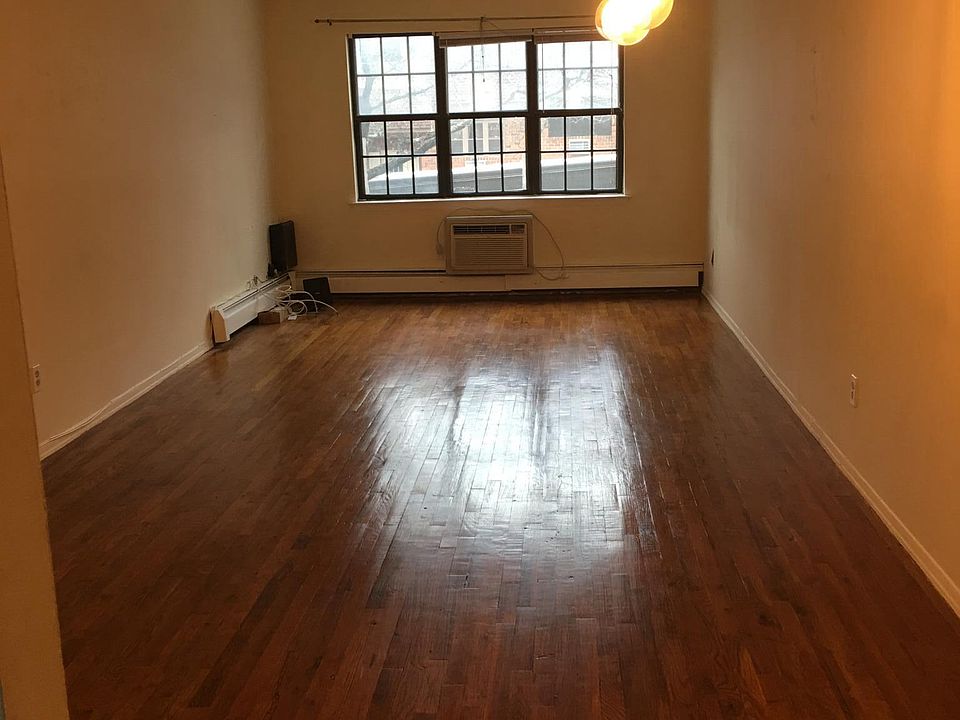 2nd image of 24028 69th Ave #1