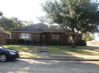 1600 Palisades Dr, Carrollton, TX 75007