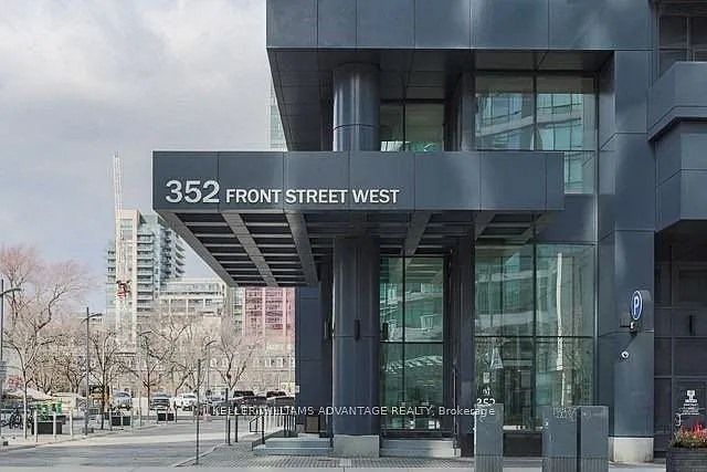 352 Front St W #2020 — Photo 8
