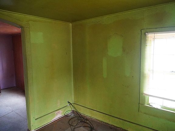 2nd image of 216 N Nassau St