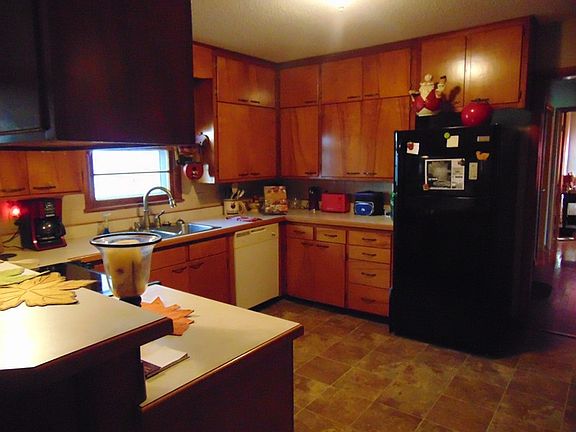 2nd image of 1811 S Margrave St