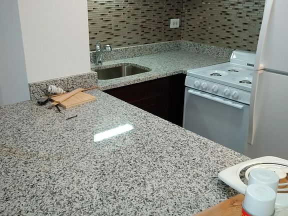 4th image of 3710 N Pine Grove Ave APT 101