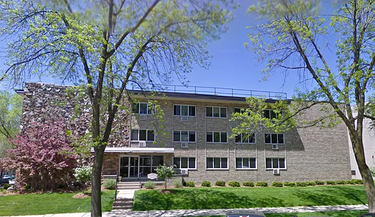 Belleview Park Apartments — Photo 2