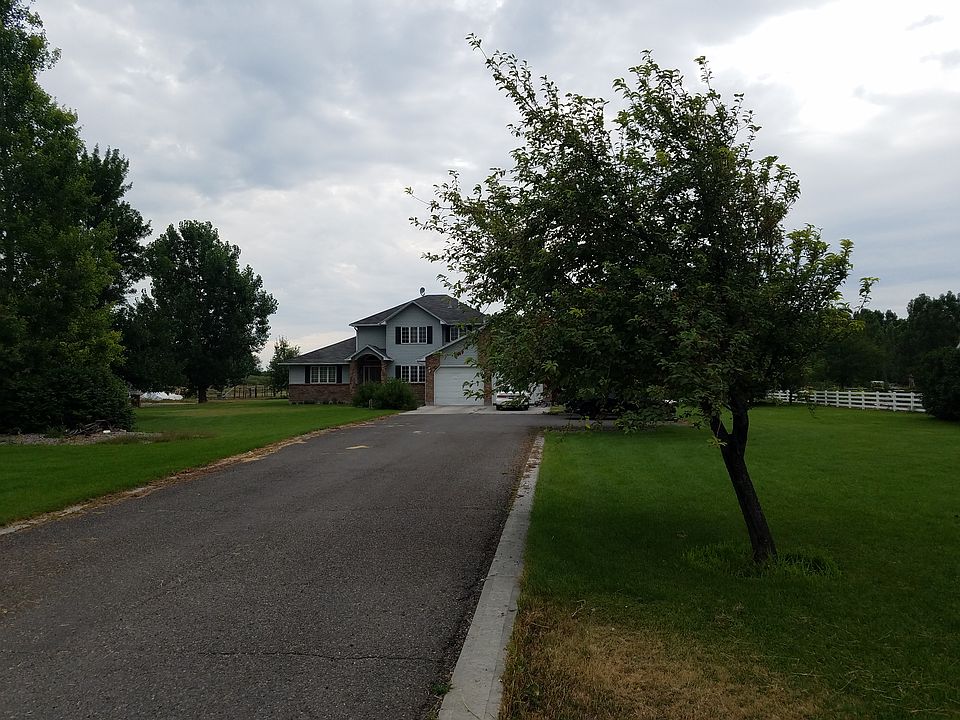 Welcoming front of home