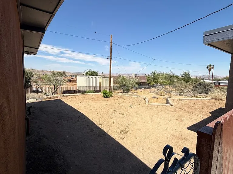 61606 Adobe Dr — Photo 10