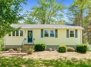 11 Glad Valley Dr, Billerica, MA 01821