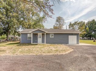 8546 Us Highway 50, Lebanon, IL 62254