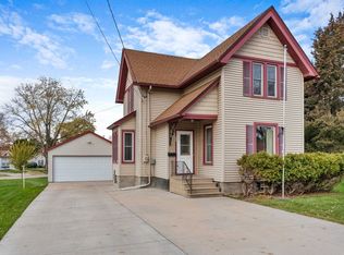 512 N Lincoln Ave, Beaver Dam, WI 53916