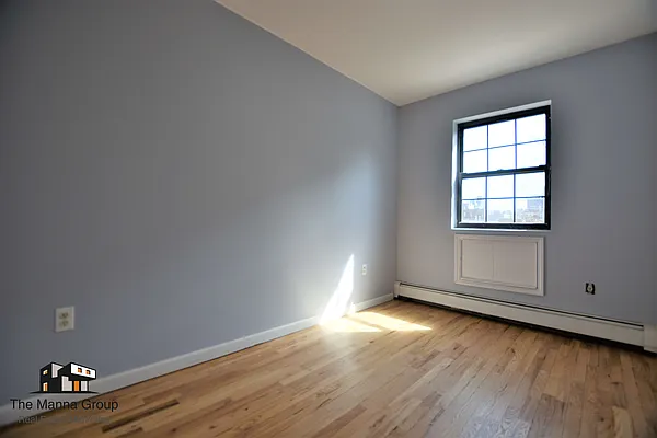 Rented by Bold New York | media 8