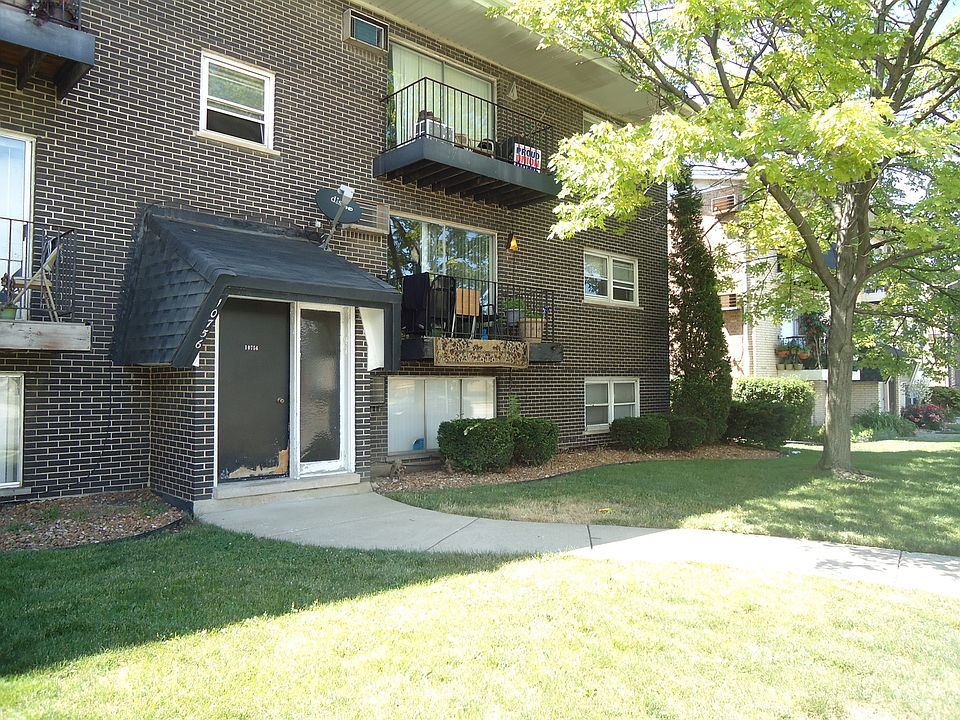 1st image of 10756 S Harlem Ave APT 1A