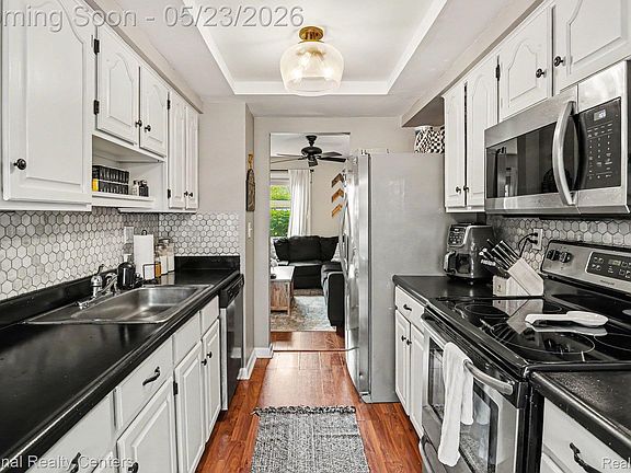 4th image of 753 Oak Brook Ridge Dr