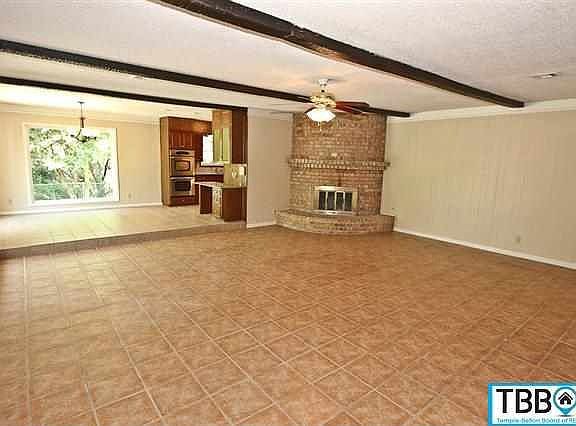 4th image of 3810 Wendy Oaks Dr
