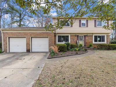 712 Queen Elizabeth Dr, Virginia Beach, VA, 23452
