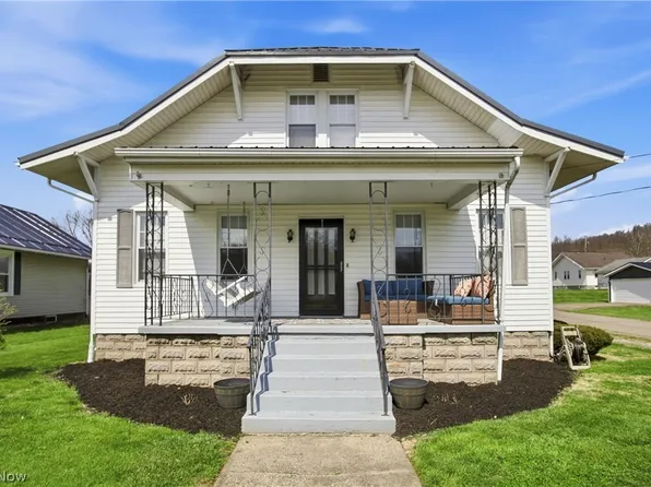 293 Elm St, Duncan Falls, OH 43734