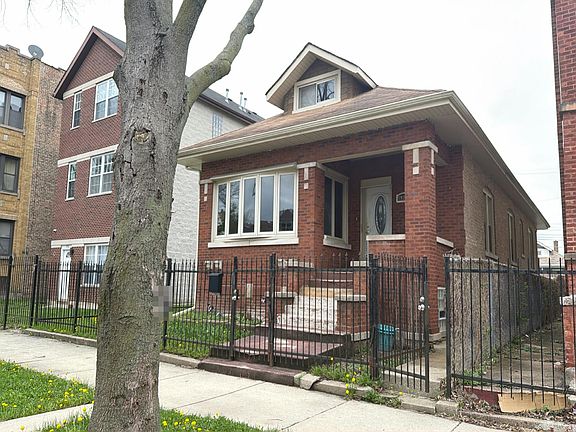 2nd image of 7922 S Carpenter St