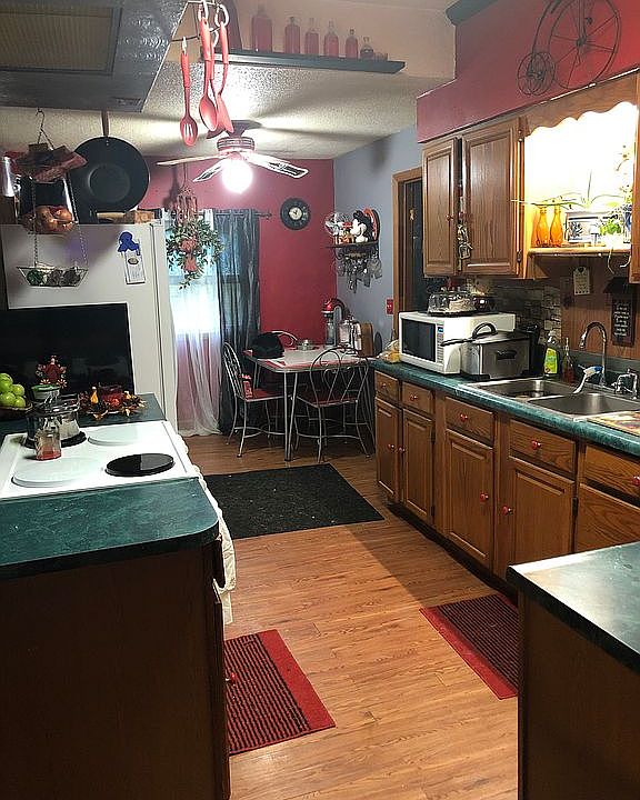 2nd image of 233 Worley Ave