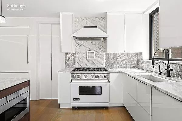 1st image of 139 E 63rd St APT 7B