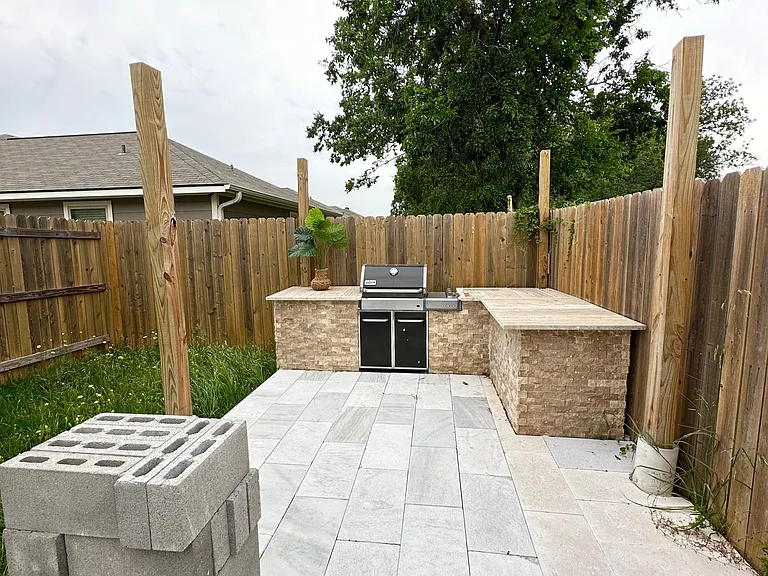 1914 Basil Ct — Photo 11