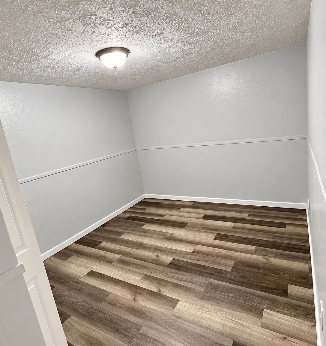 714 Henry Ln — Photo 4