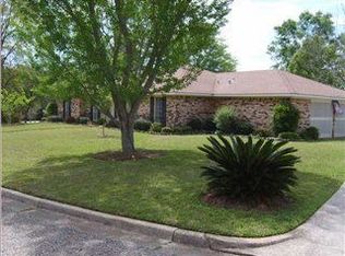 5701 Regents Dr N, Mobile, AL 36609