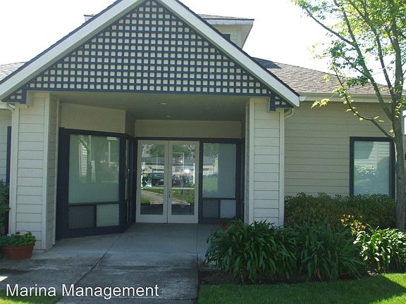 2nd image of 1201 Glen Cove Pkwy APT 615