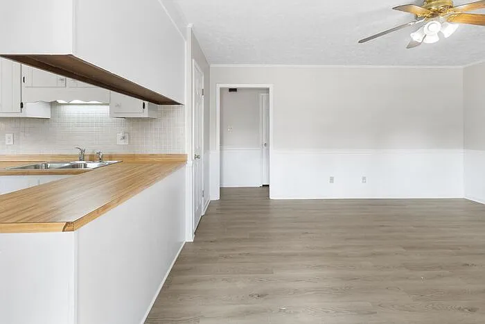 6329 Rustic Rdg — Photo 4