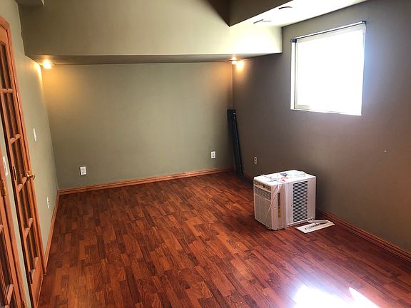 4th image of 63 Villanova St Floor 1