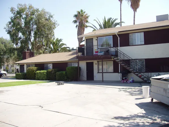 803 Pacific St APT B, Bakersfield, CA 93305