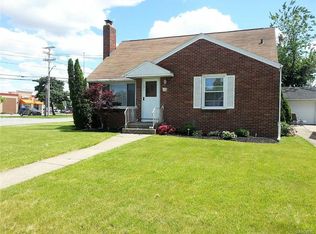 141 Gardenwood Ln, Buffalo, NY
