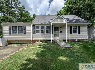 37 Fairfield Rd, East Brunswick, NJ 08816