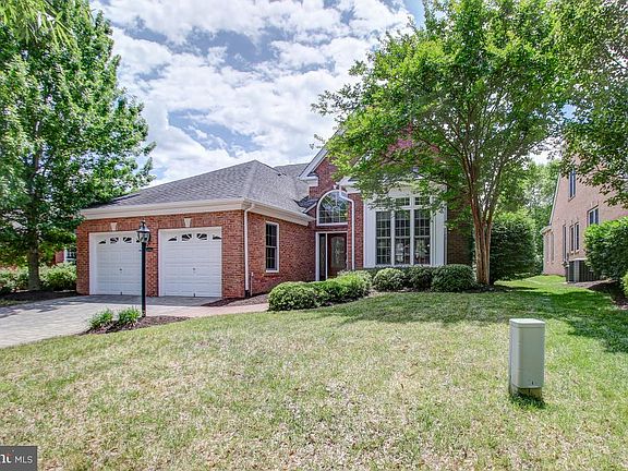 3rd image of 5458 Rodriquez Ln