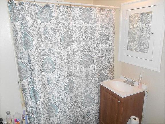 5th image of 13206 Cranwood Dr #1