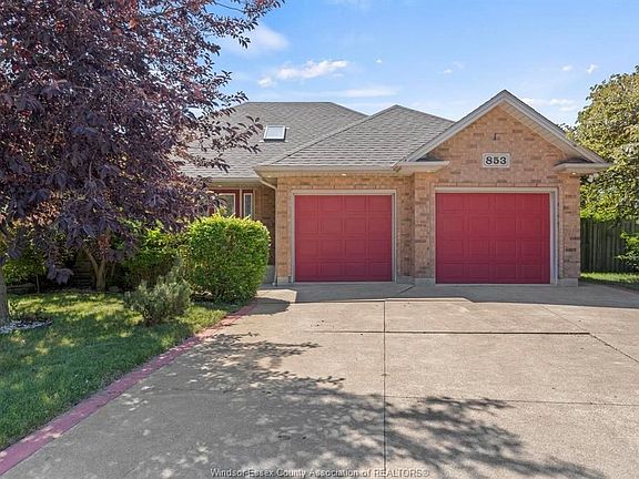 2nd image of 853 Southwood Dr