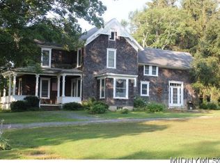 14 Lakeview Ave, Richfield, NY 13439