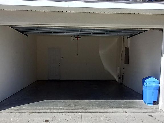 3rd image of 9867 66th St N