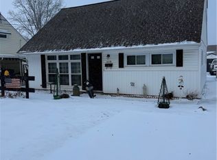 229 Jacobs Rd, Hubbard, OH 44425