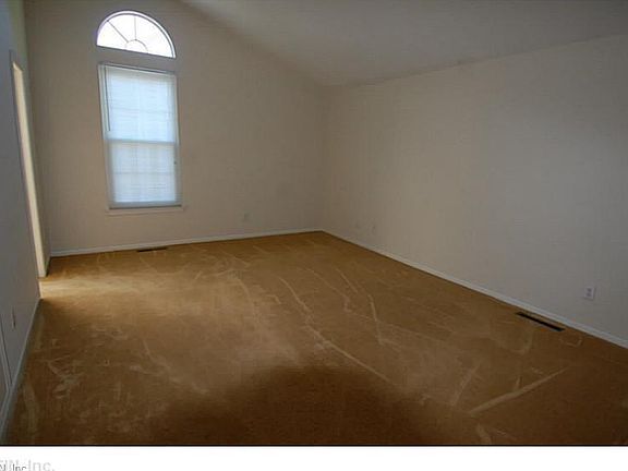 4th image of 1501 Tallwood Cir