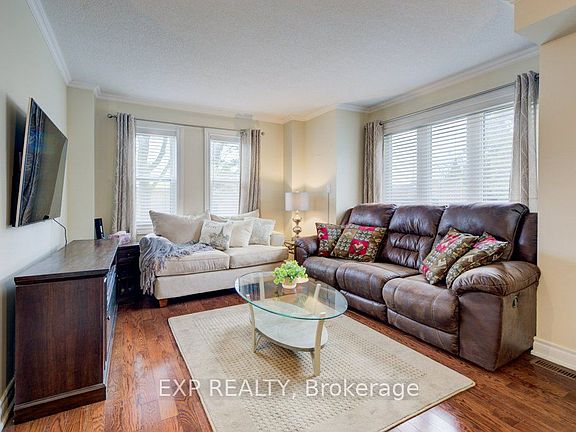 5th image of 5865 Dalebrook Cres #57B