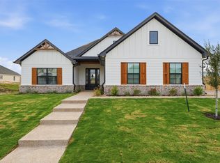 2113 Holburn St, Lorena, TX 76655