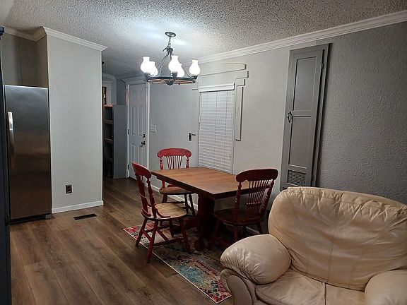 3rd image of 139 Hadley Creek Bnd