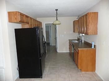 2nd image of 1347 Lovers Ln
