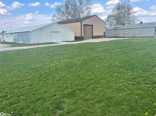 703 N Jefferson St, Sigourney, IA 52591