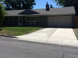 4032 SW Perkins Ave, Pendleton, OR 97801