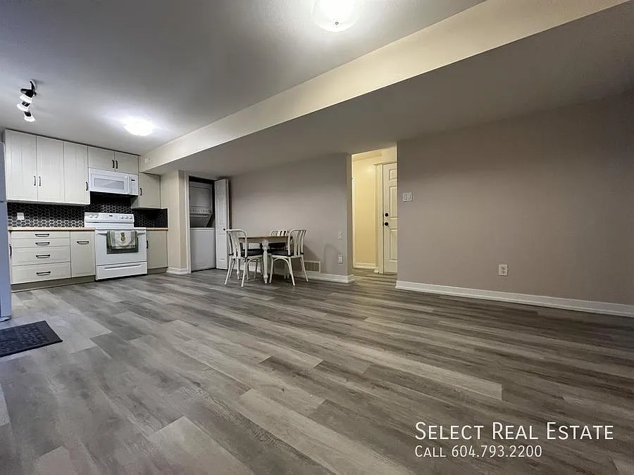 2 bed, 900 sqft, $1,425 — Photo 4